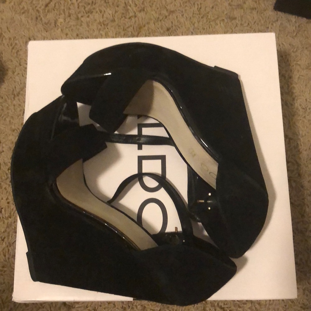 Aldo wedges